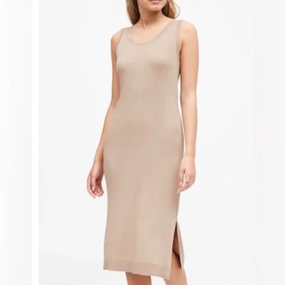 Banana Republic Scoop Neck Ribbed Midi Dress in Gold/Biege Shimmer